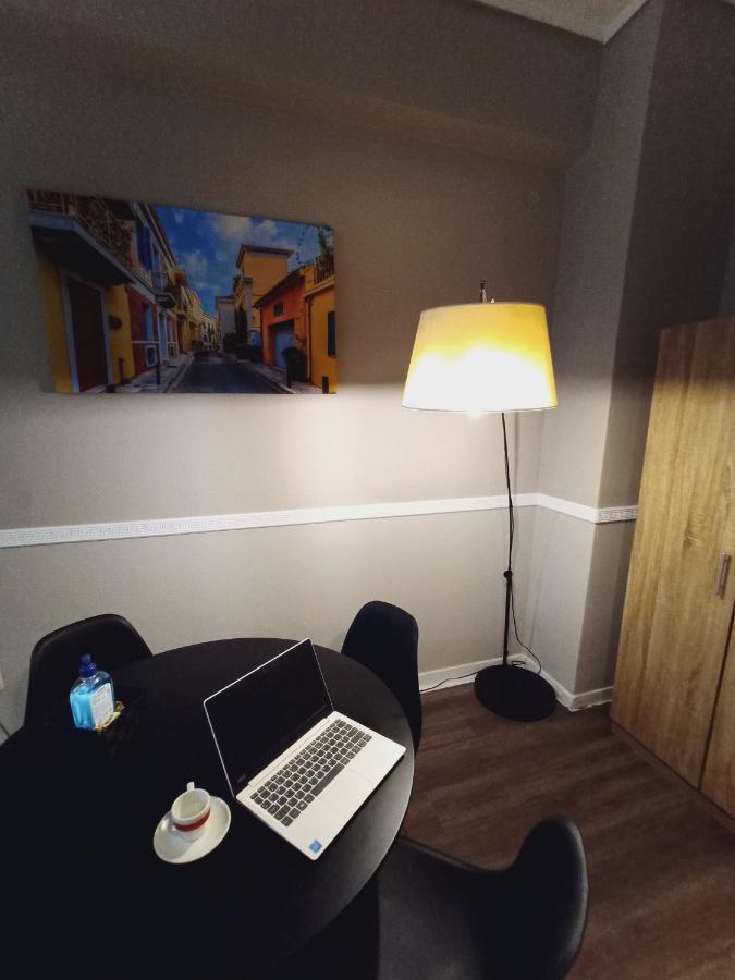 Ermou & Athinas Suites In Monastiraki Атина Екстериор снимка