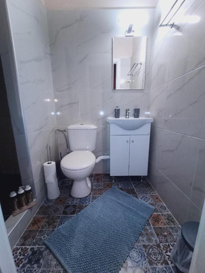 Ermou & Athinas Suites In Monastiraki Атина Екстериор снимка